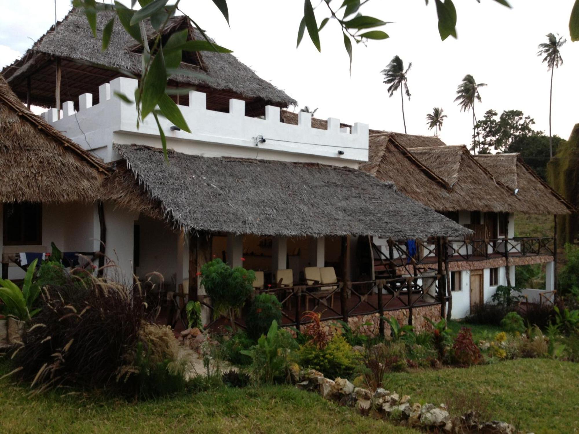 Emerald Bay Resort Kizungu Экстерьер фото