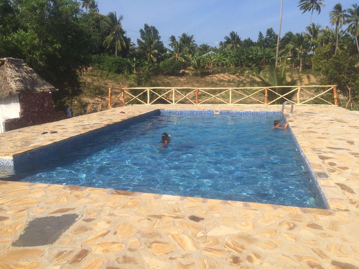 Emerald Bay Resort Kizungu Экстерьер фото